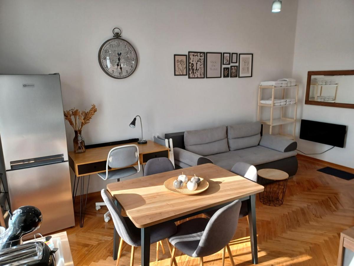Apartment Hesperia Загреб Екстериор снимка