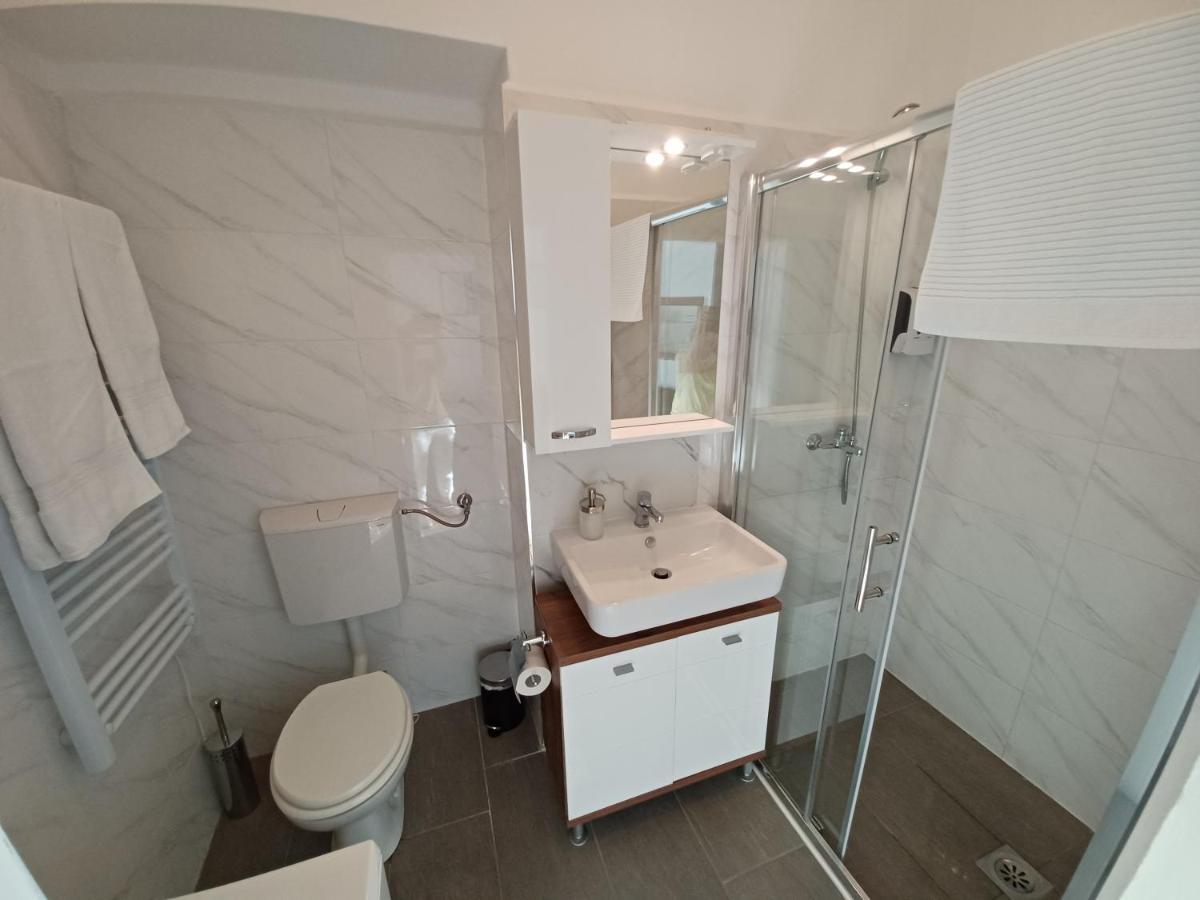 Apartment Hesperia Загреб Екстериор снимка